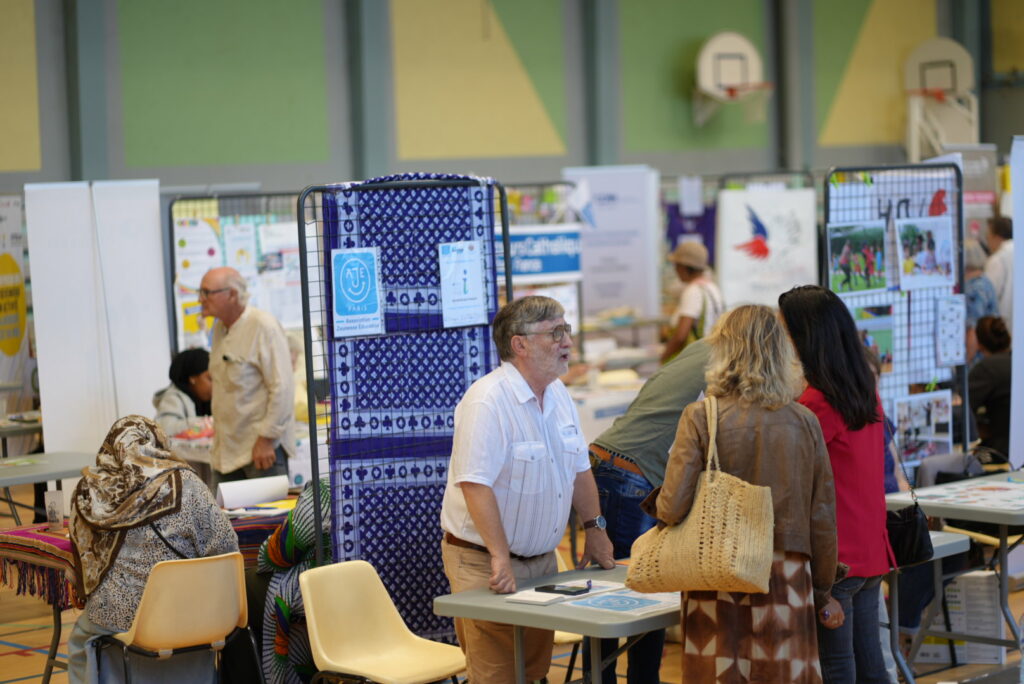 Stand dans le Forum des associations du 20e